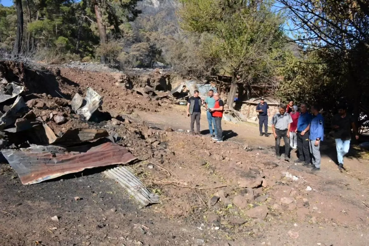 koycegizde yangin magdurlarina ziyaret hSy2AYj4