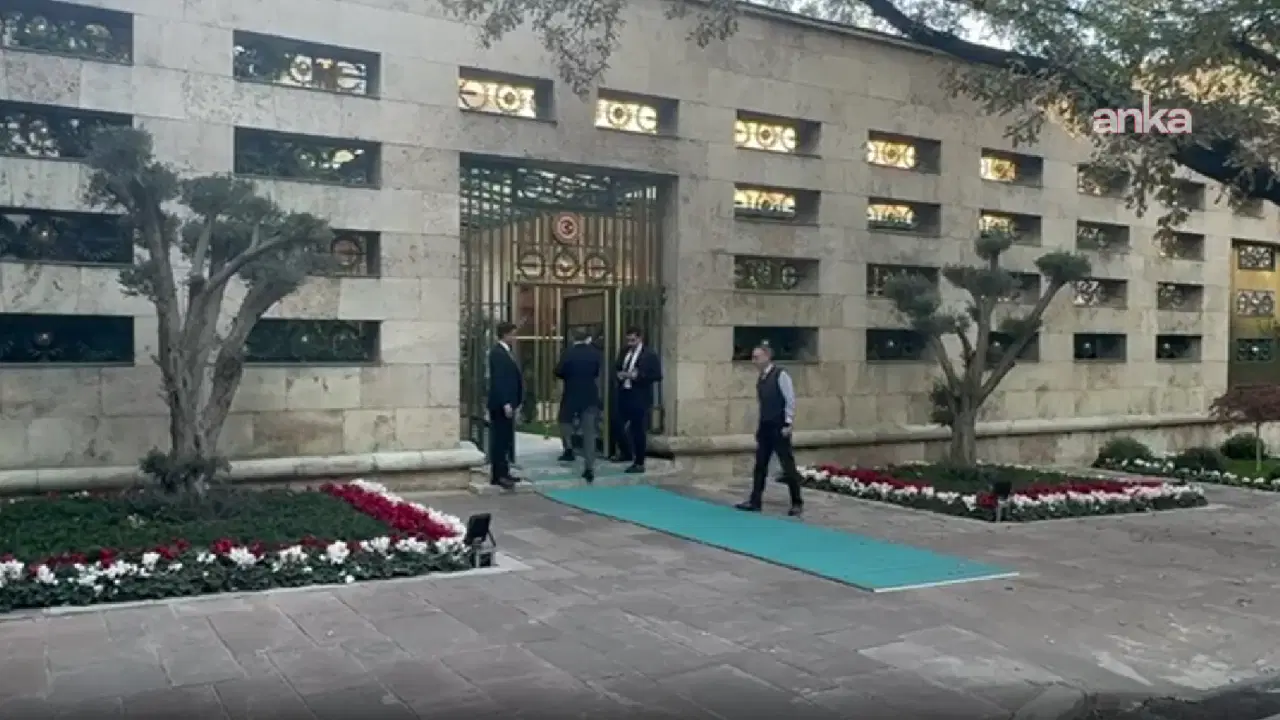 kurtulmus surec komisyonunun grup koordinatorleri ile bir araya geldi qkMsD3PE.jpg