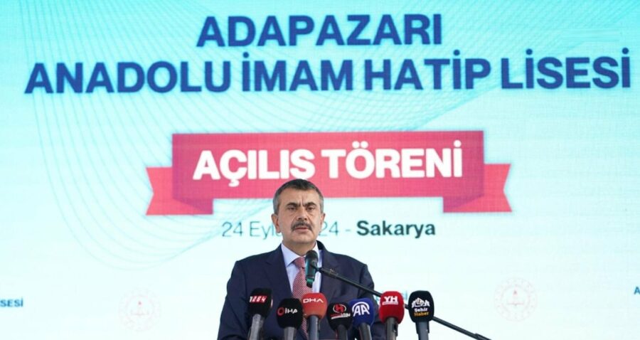 Eğitim Bakanı Tekin: İmam Hatip Okullarının Açılmasına Devam Edeceğiz