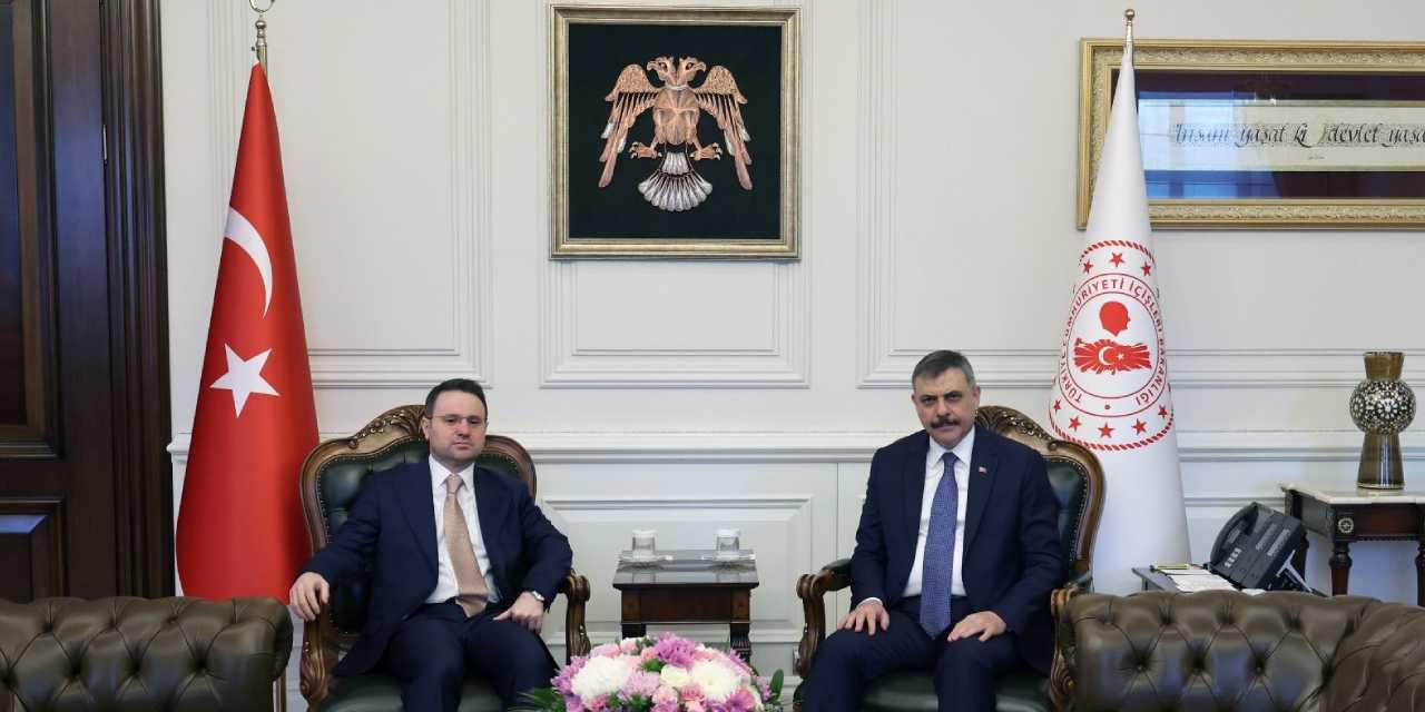 Mustafa Çiftçi, Selçuklu Kartalı ile Akın Gürlek’e Destek Mesajı Gönderdi