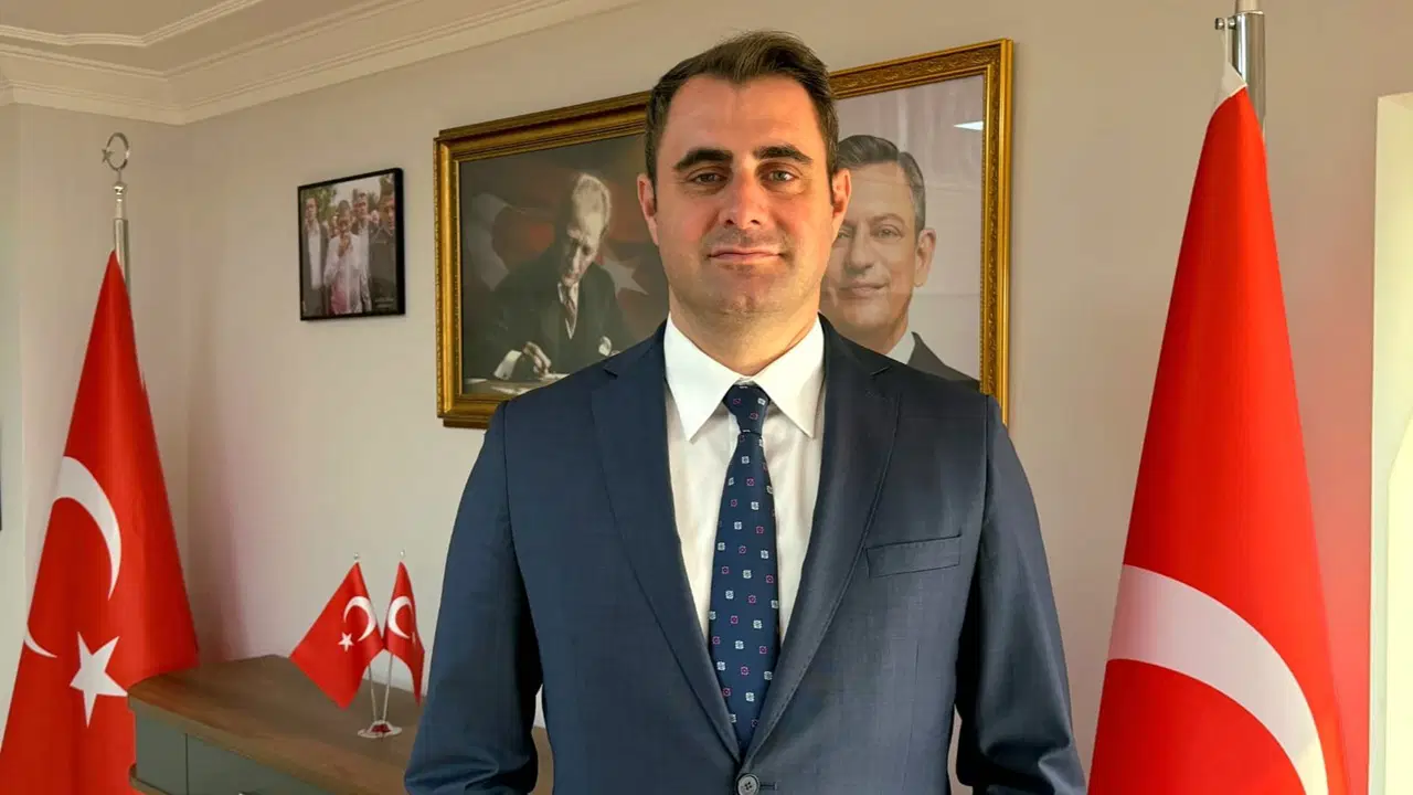 ‘Halkın çağrısına kulak verdik’ dedi, CHP’den istifa etti