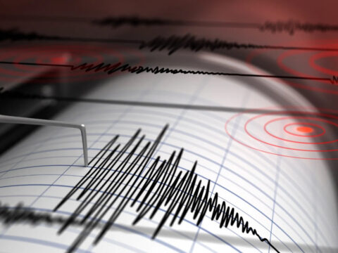 Son dakika elazigda deprem J94ErSg4